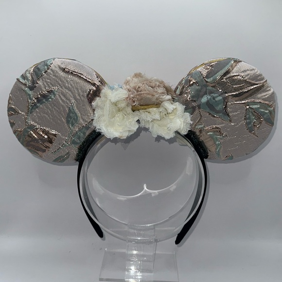 Sleeping Beauty Aurora Minnie Inspired Ears Headband with Bows & Sequins main image 4